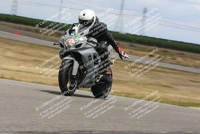 media/Apr-26-2024-TrackDaz (Fri) [[c4b677d280]]/C Group/140pm (Wheelie Bump)/